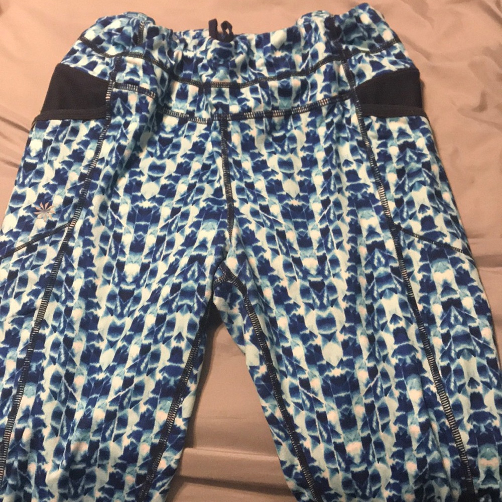 cropped athleta leggings